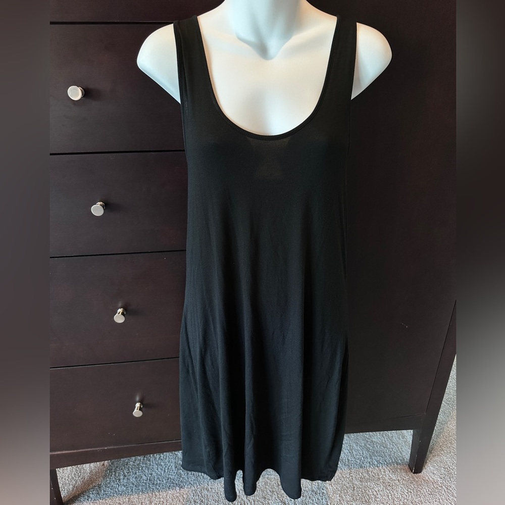 Like New Lole Women's Black Criss Cross Back "Sunseta" Flowy Mini Dress